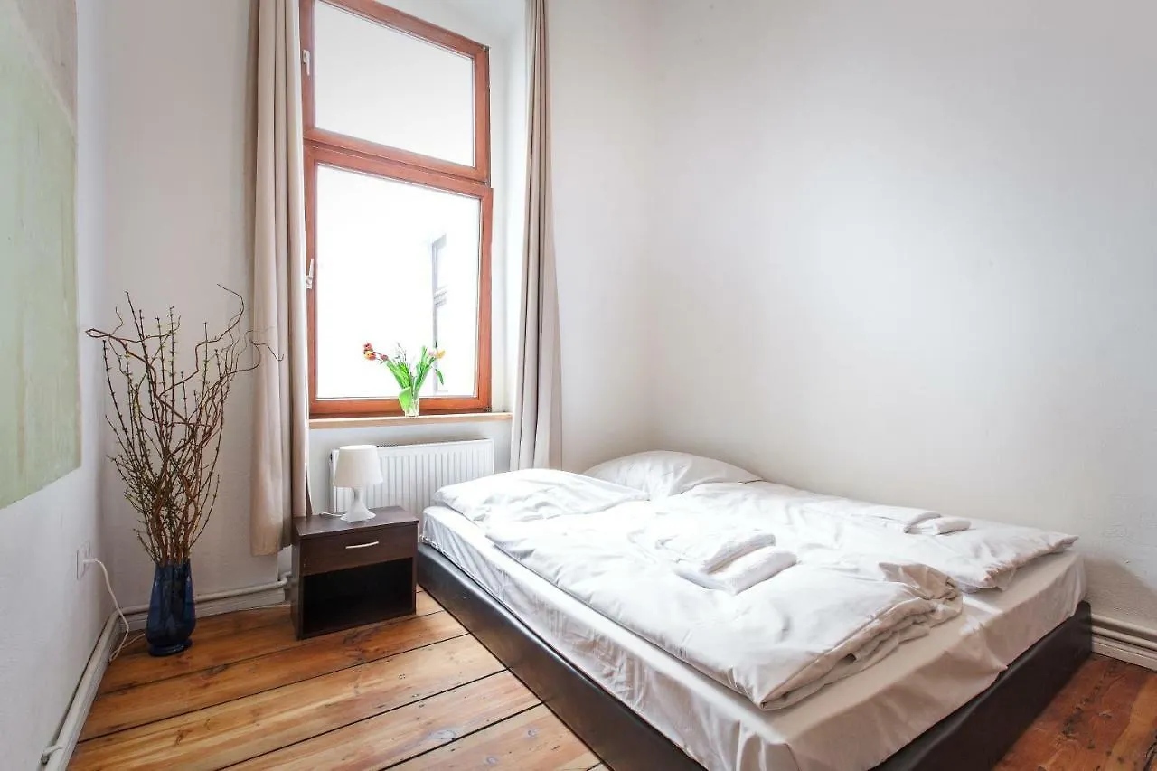 3 Bedroom Apartment Berlino